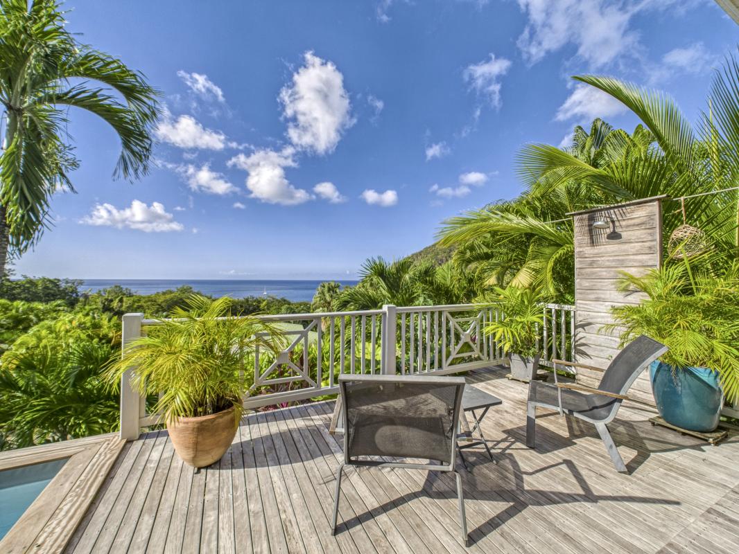 32.Location Villa piscine Deshaies Guadeloupe_Terrasse vue mer
